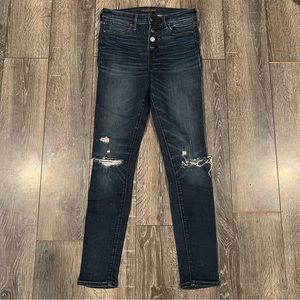 Abercrombie & Fitch Signature Collection Distressed Dark Wash Skinny Jeans 26/28